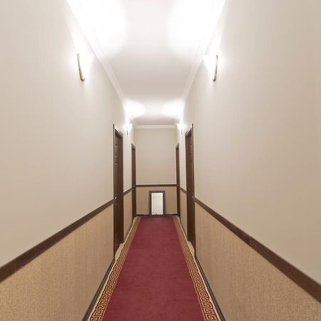 Orange Hotel โกนิโอ ภายนอก รูปภาพ