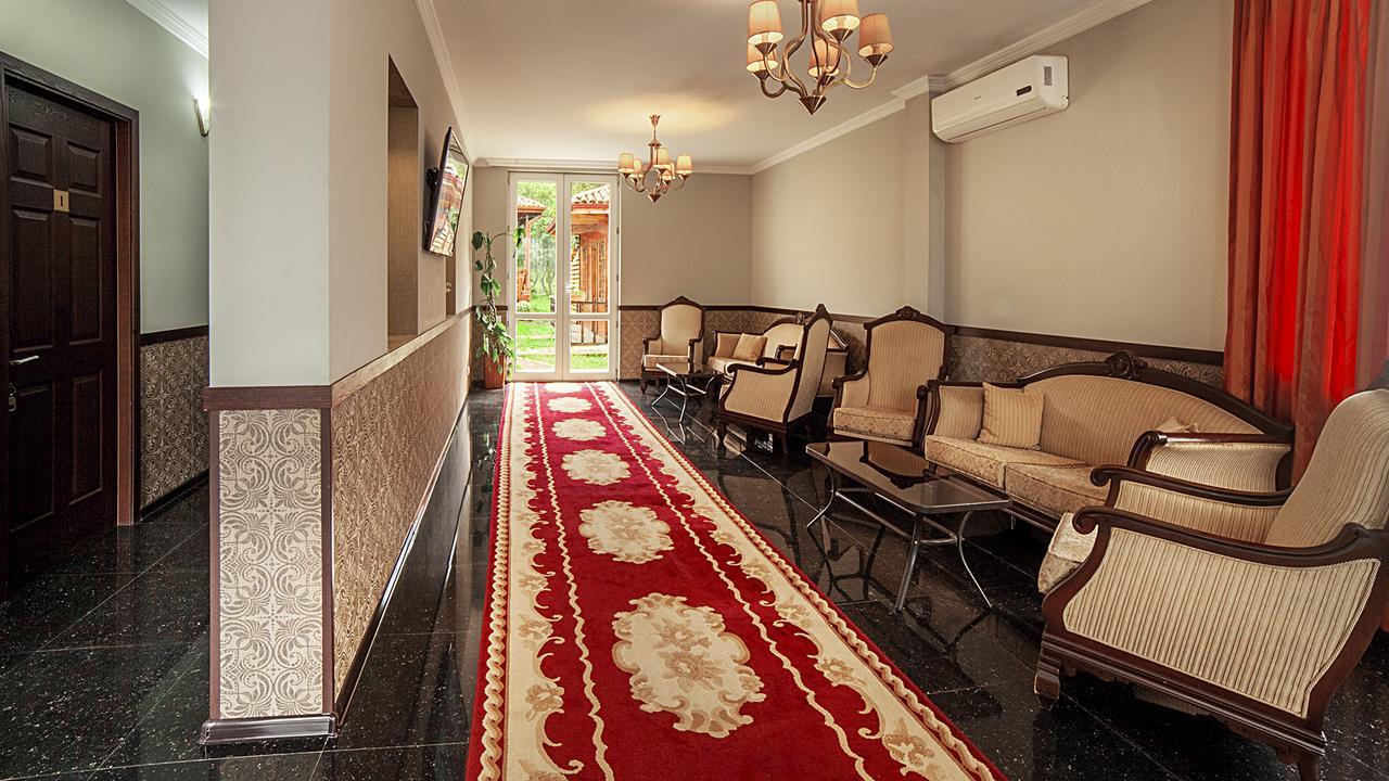 Orange Hotel โกนิโอ ภายนอก รูปภาพ